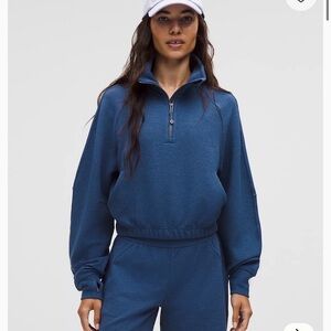 Women's Lululemon scuba cropped half zip waffle pullover
